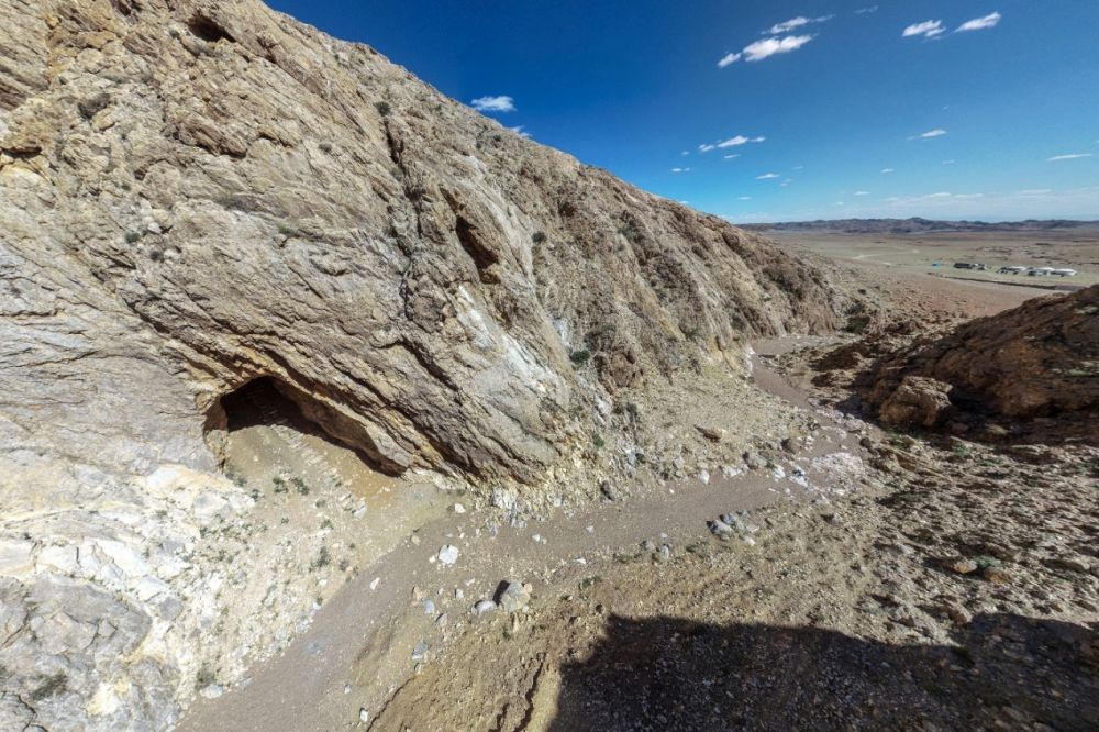 Virtual tours to known Stone Age sites in North and Central Asia